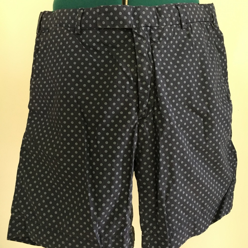 Men's trendy snowflake pattern shorts
